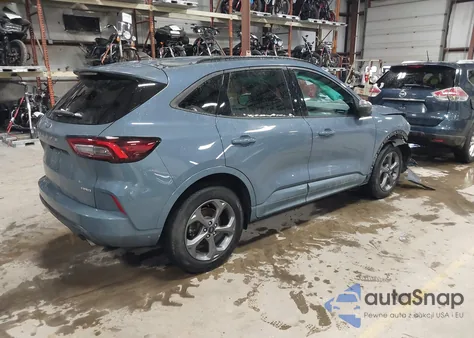 2023 Ford Escape St-Line z USA, uszkodzony, nr VIN 1FMCU9MN7PUB24017